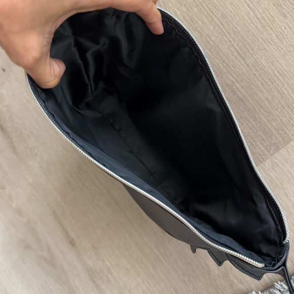 Jeffree Star Halloween batwing clutch - Picture 3 of 5